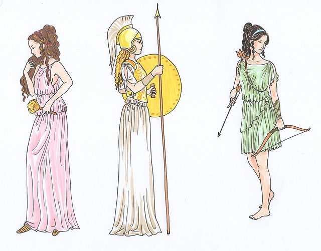 Déesses grecques : Aphrodite, Athéna et Artémis